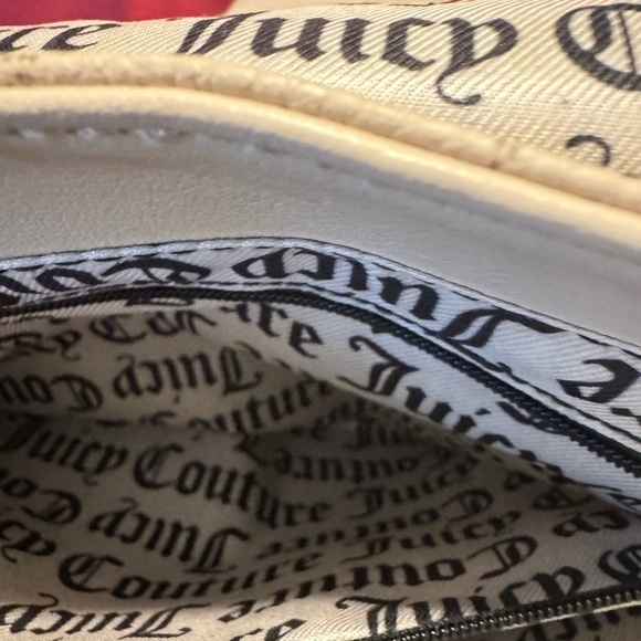 Juicy Couture Brighter Than A Diamond Classic Cream Monogram Shoulder Bag EUC - Picture 8 of 16